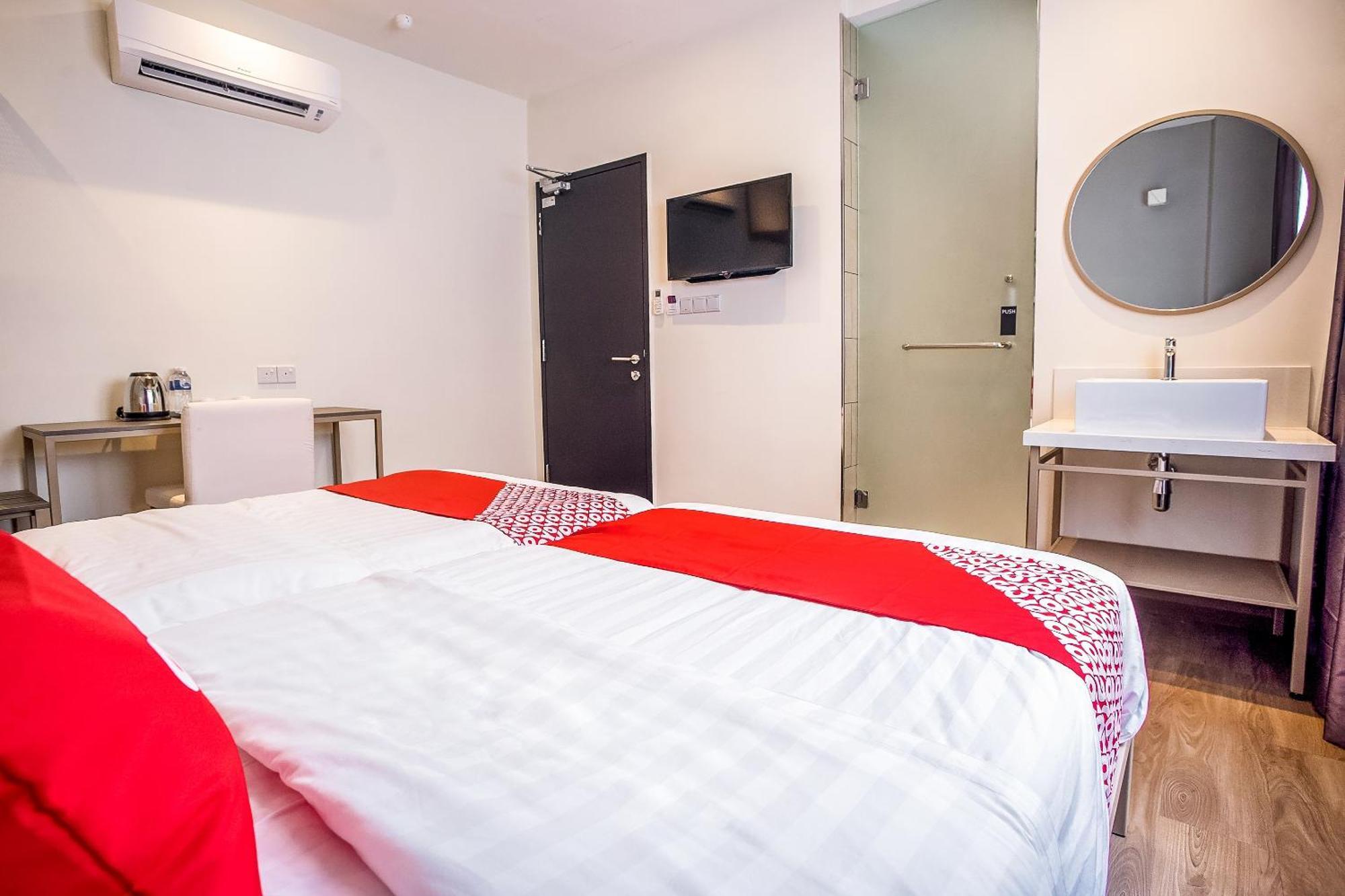 Oyo 89576 Mokka Hotel Kuala Lumpur Bagian luar foto