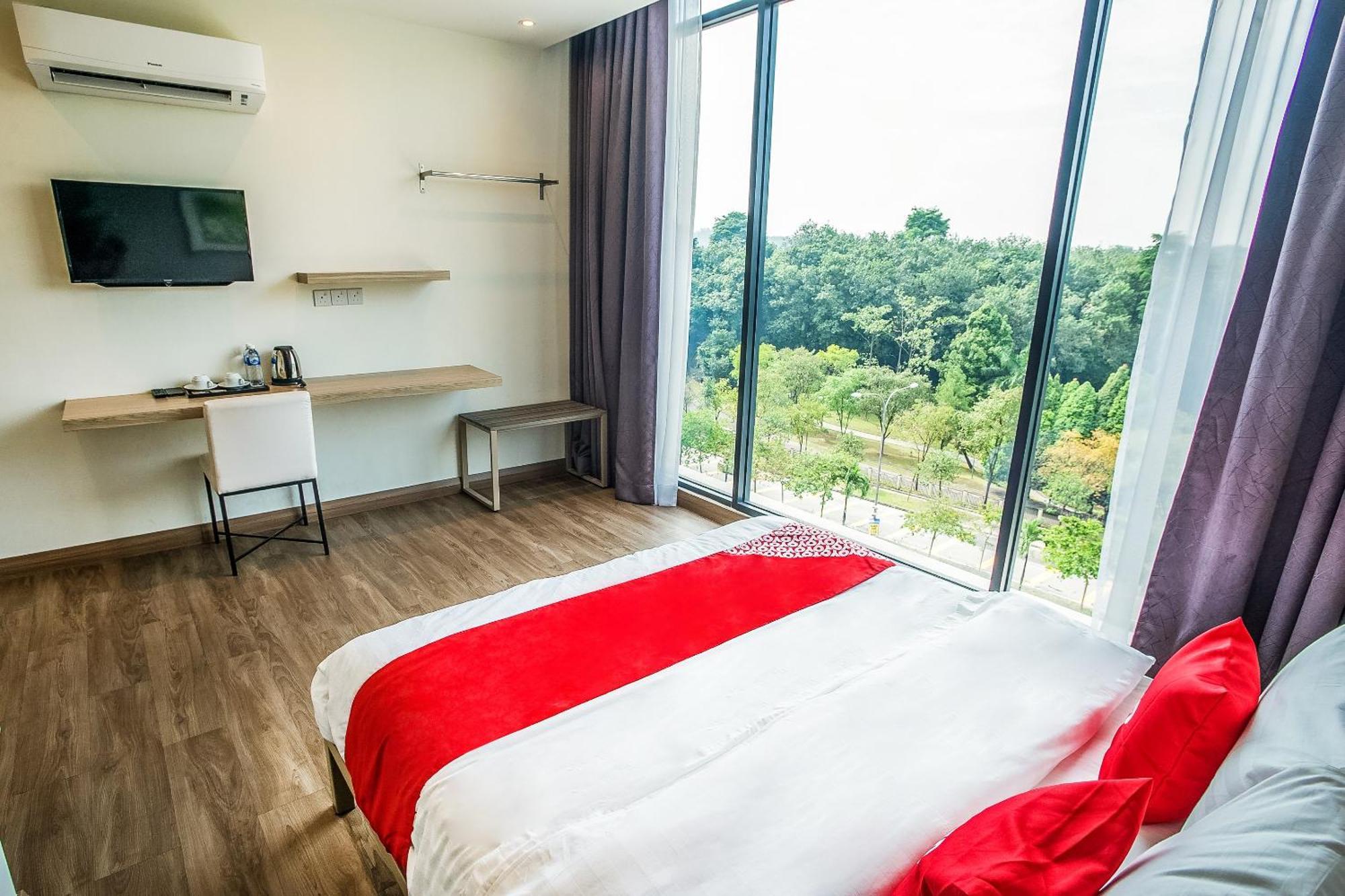 Oyo 89576 Mokka Hotel Kuala Lumpur Bagian luar foto